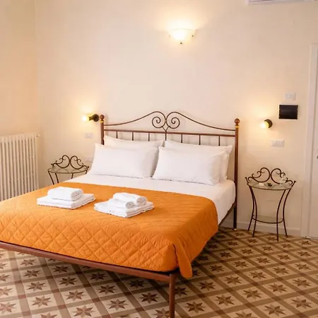 Le Gemme 3* Matera